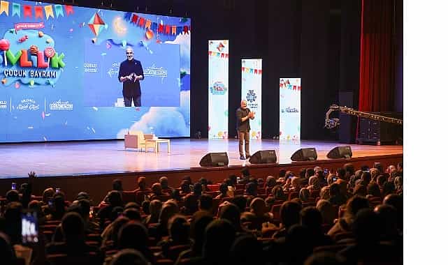 102 bin 417 misafir selcuklu kongre merkezine akin etti