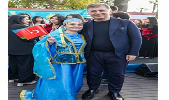 baskan tugay dunya turk dili ailesi gununu ogrencilerle birlikte kutladi