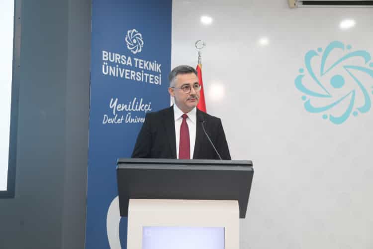 BTÜ’de “Yapay Zekâda Yeni Ufuklar” Sempozyumu Yapıldı
