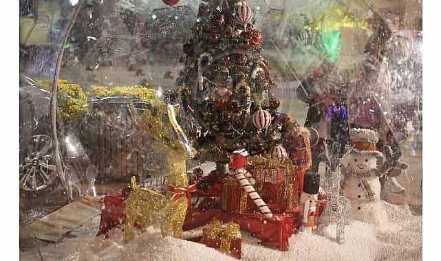 cesmede yilbasi coskusu meydanlara tasiniyor