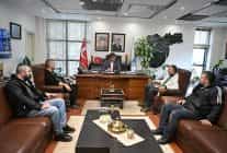 hodri meydandan baskan kocamana ziyaret