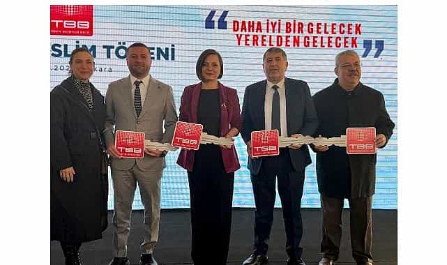 karabaglar belediyesine yeni is makinesi destegi