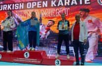 kartepe belediyespor karate takimindan uluslararasi basari