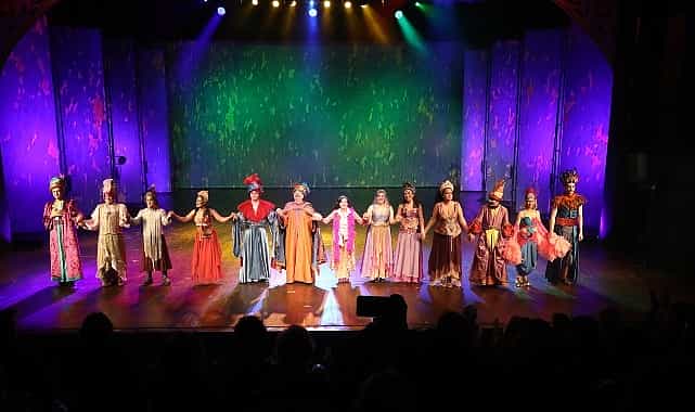 musahipzade celalin eserlerinden uyarlanan haramiler muzikali seyirciyle bulustu