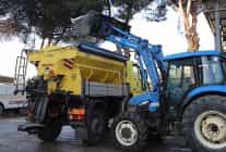 odemis belediyesi kar ve buzlanma mucadelesine hazir