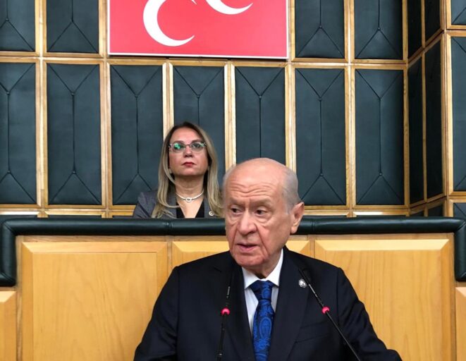 BAHCELI DUNYA ABD DAYATMASINA KARSI AY 1100356 326661