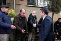 baskan aydindan kayinvalidesinin hayrina lokma ikrami