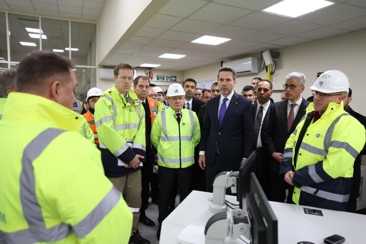 Bakan Bayraktar’dan Akkuyu Nükleer Santrali’ne İnceleme