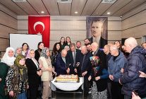 osmangazi belediyesi alzheimer gunduz bakim evi 3 yilini kutladi