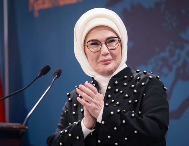 EMINE ERDOGAN BATILI BIR IMAJ TASIMAYAN 1162880 345417