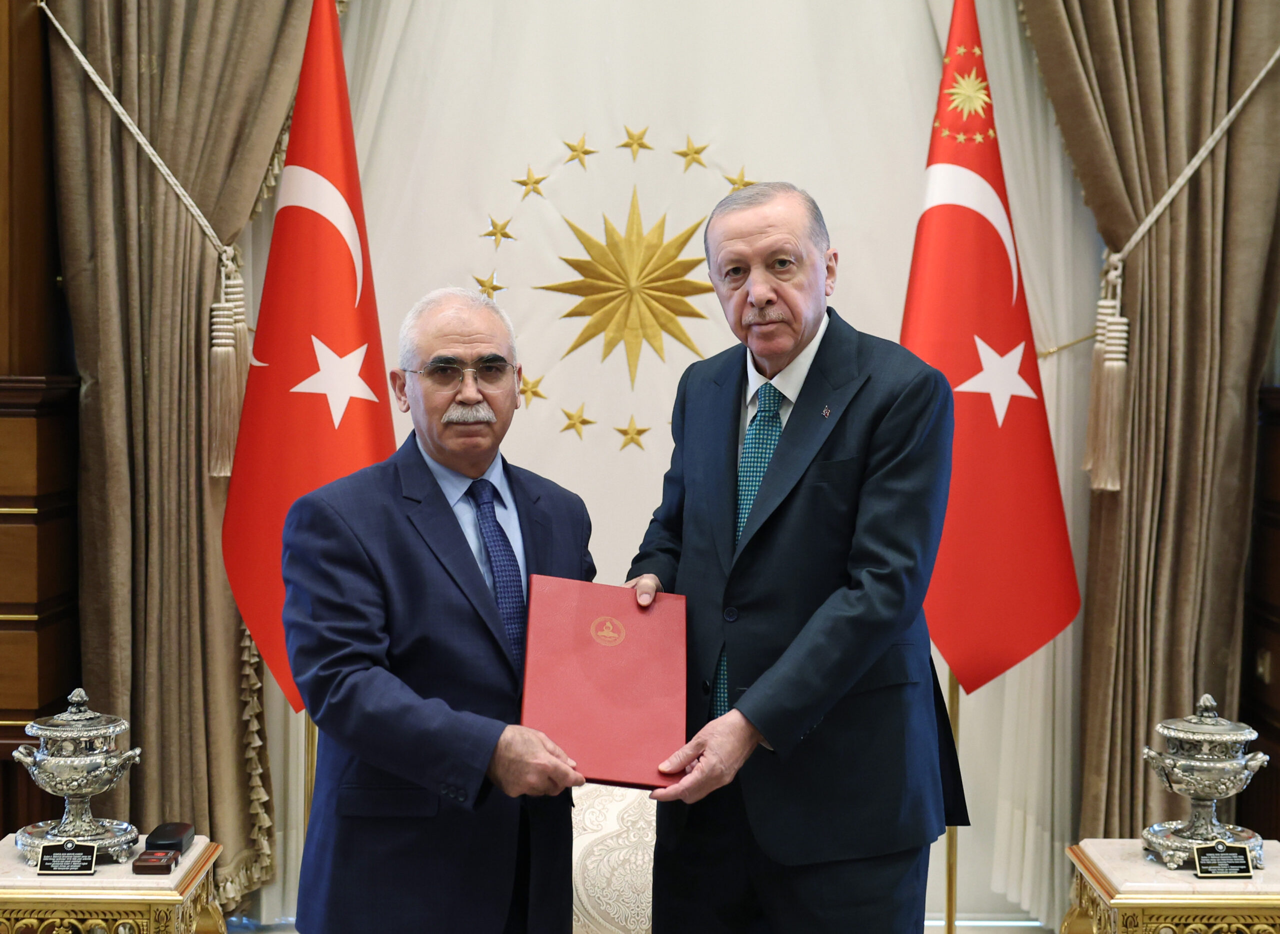 CUMHURBASKANI ERDOGAN AYM BASKANI OZKAY 1273228 378950 scaled