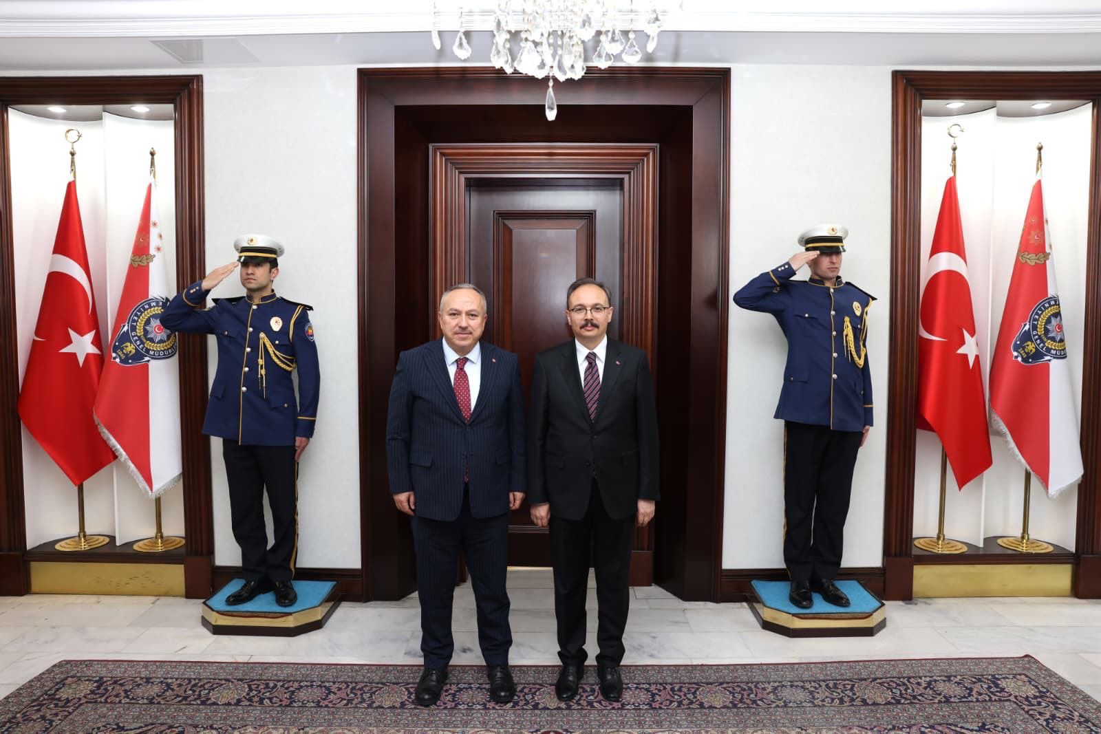 Siirt Valisi Kemal Kızılkaya’dan Emniyet Genel Müdürü Ali Fidan’a Hayırlı Olsun Ziyareti 1 WhatsApp Image 2026 05 06 at 19.26.52 1