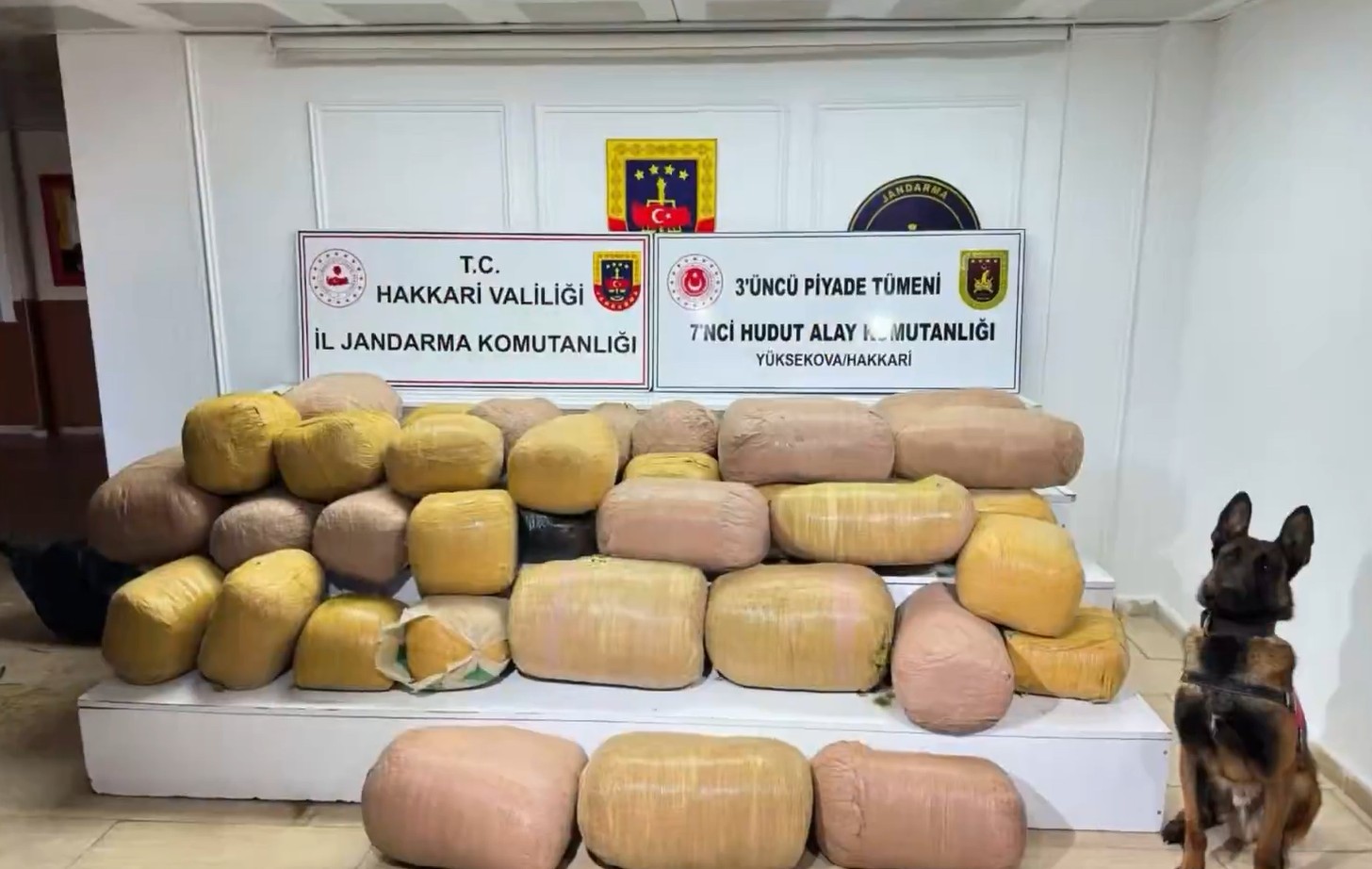 Hakkari’de Dev Uyuşturucu Operasyonu: 626 Kilogram Madde Ele Geçirildi 1 Ekran goruntusu 2026 06 10 143116