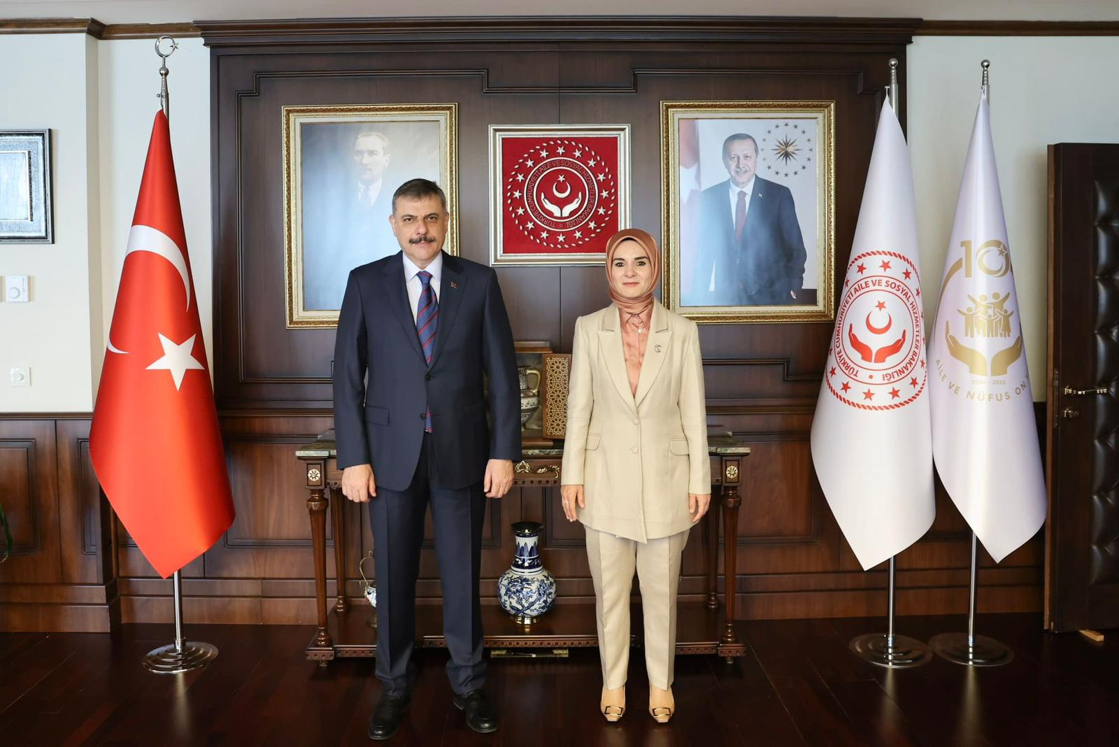 İçişleri Bakanı Mustafa Çiftçi’den Aile ve Sosyal Hizmetler Bakanı Mahinur Özdemir Göktürk’e Ziyaret 1 WhatsApp Image 2026 06 09 at 12.17.13